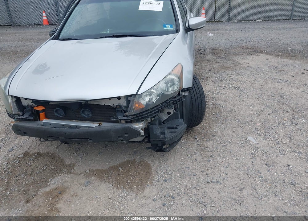 2009 HONDA ACCORD VIN: 1HGCP26809A085237