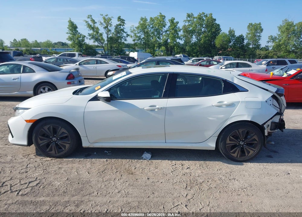 2018 HONDA CIVIC EX VIN: SHHFK7H58JU227449