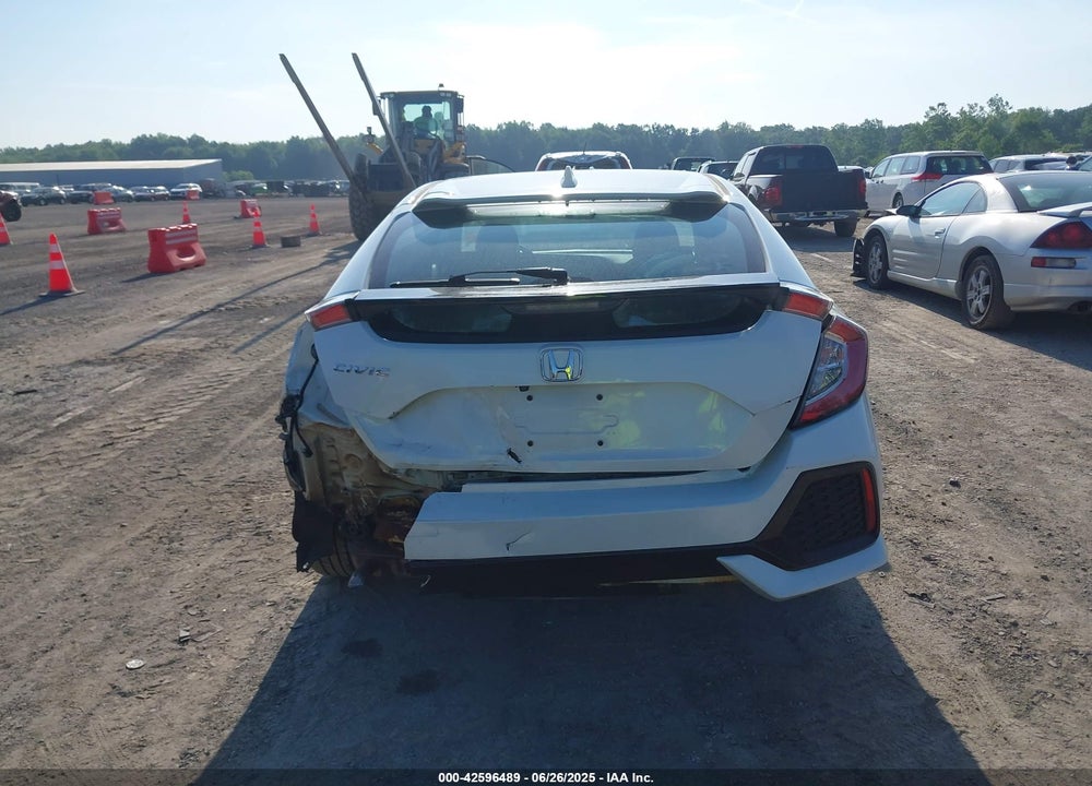 2018 HONDA CIVIC EX VIN: SHHFK7H58JU227449