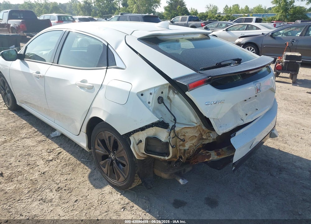 2018 HONDA CIVIC EX VIN: SHHFK7H58JU227449