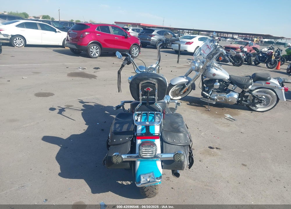 2017 HARLEY-DAVIDSON FLSTC HERITAGE SOFTAIL CLASSIC VIN: 1HD1BWV35HB029819
