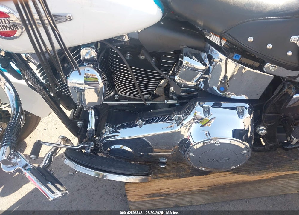 2017 HARLEY-DAVIDSON FLSTC HERITAGE SOFTAIL CLASSIC VIN: 1HD1BWV35HB029819
