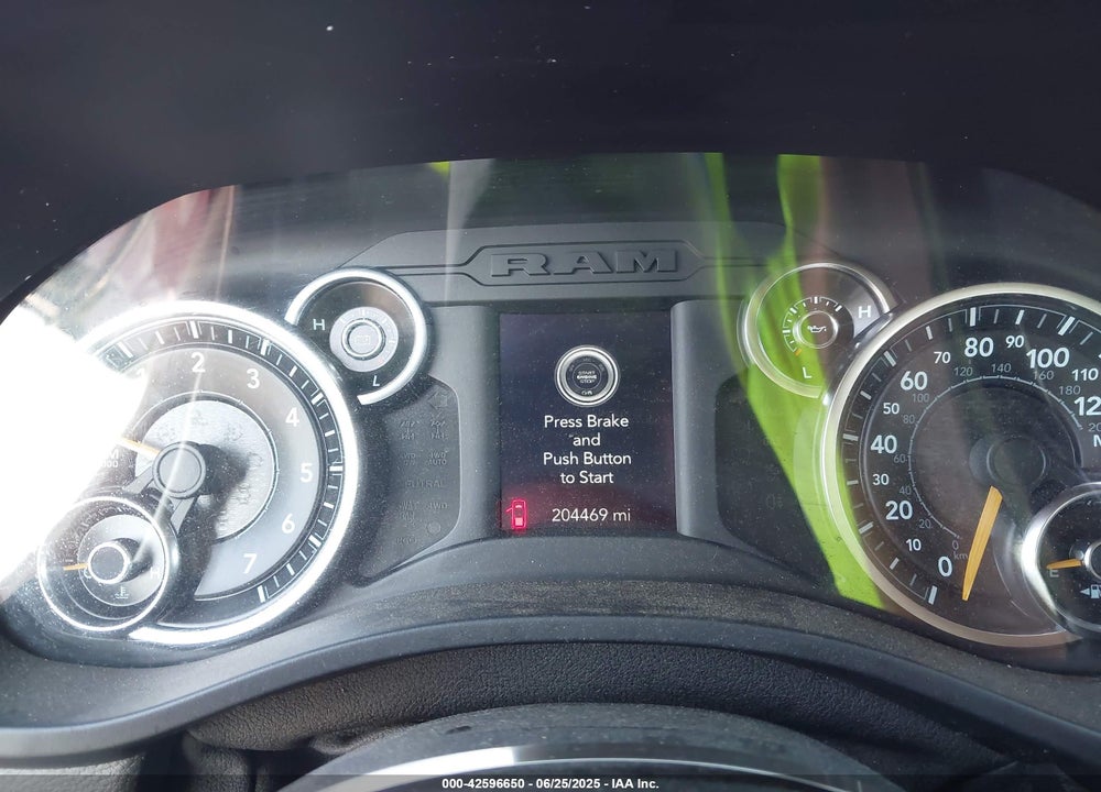 2019 RAM 1500 VIN: 1C6RREFT4KN730373