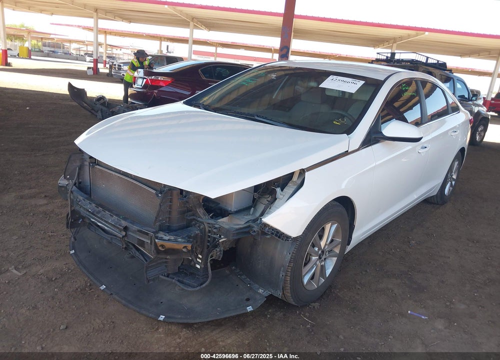 2016 HYUNDAI SONATA VIN: 5NPE24AF8GH355358