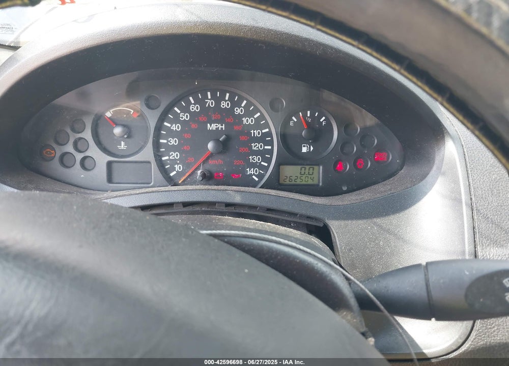 2006 FORD FOCUS VIN: 1FAFP34N76W233950