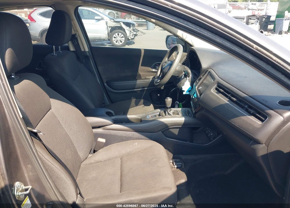 2016 HONDA HR-V VIN: 3CZRU5G53GM738788