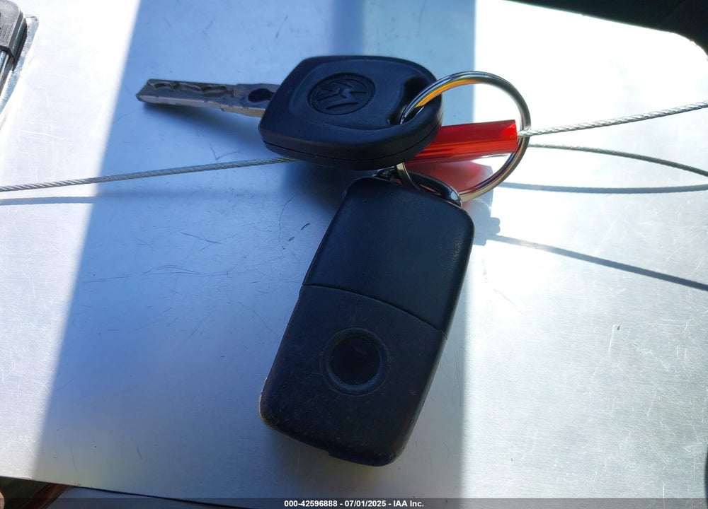2012 VOLKSWAGEN GTI VIN: WVWHD7AJ6CW013022