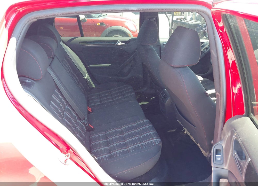 2012 VOLKSWAGEN GTI VIN: WVWHD7AJ6CW013022