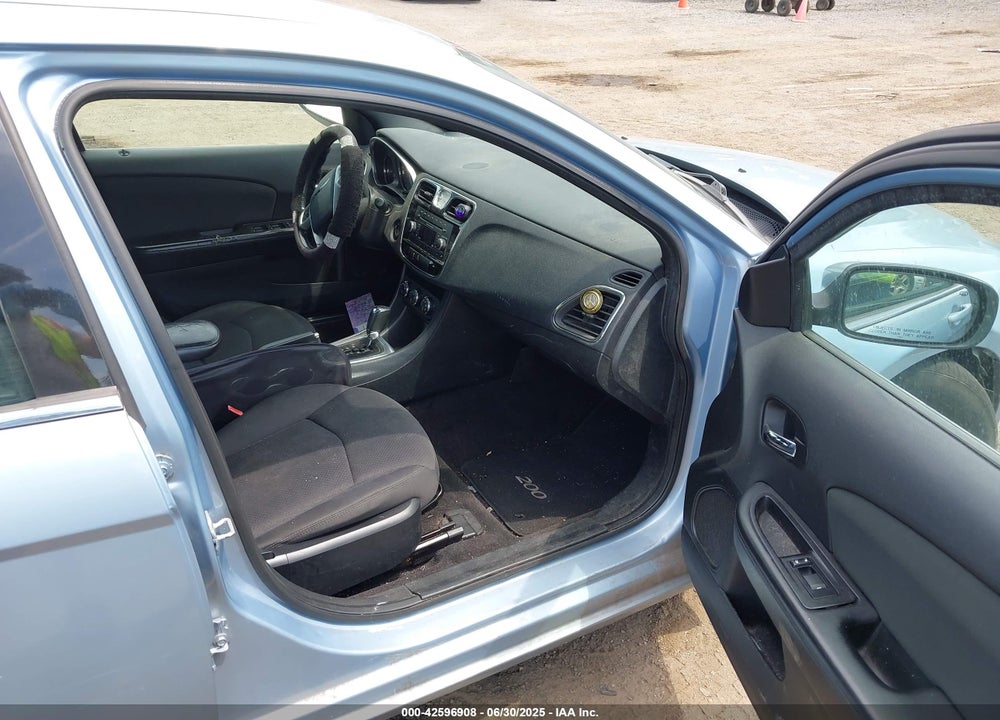 2012 CHRYSLER 200 VIN: 1C3CCBBB4CN188015