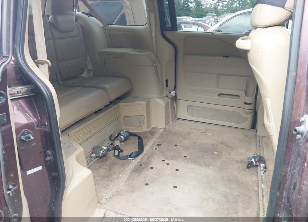 2008 HONDA ODYSSEY EX-L VIN: 5FNRL38638B413763