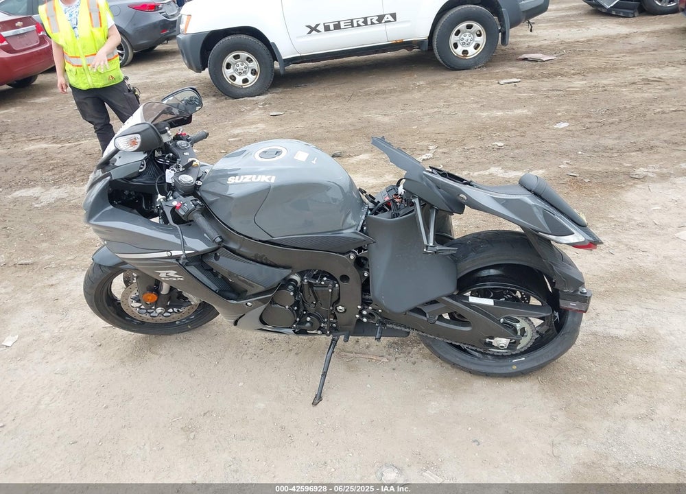 2025 SUZUKI GSX-R600 VIN: JS1GN7FAXS7100622