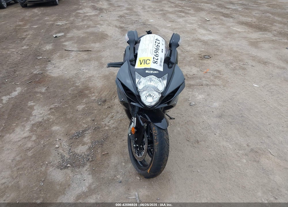 2025 SUZUKI GSX-R600 VIN: JS1GN7FAXS7100622