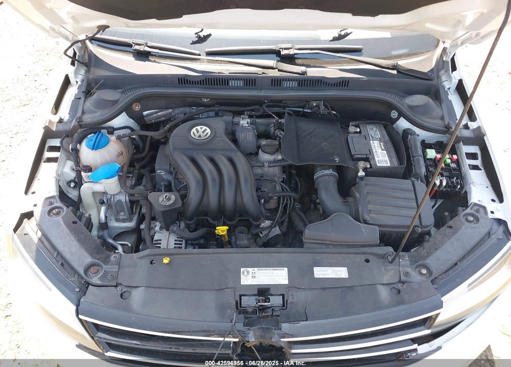 2015 VOLKSWAGEN JETTA VIN: 3VW2K7AJXFM339645