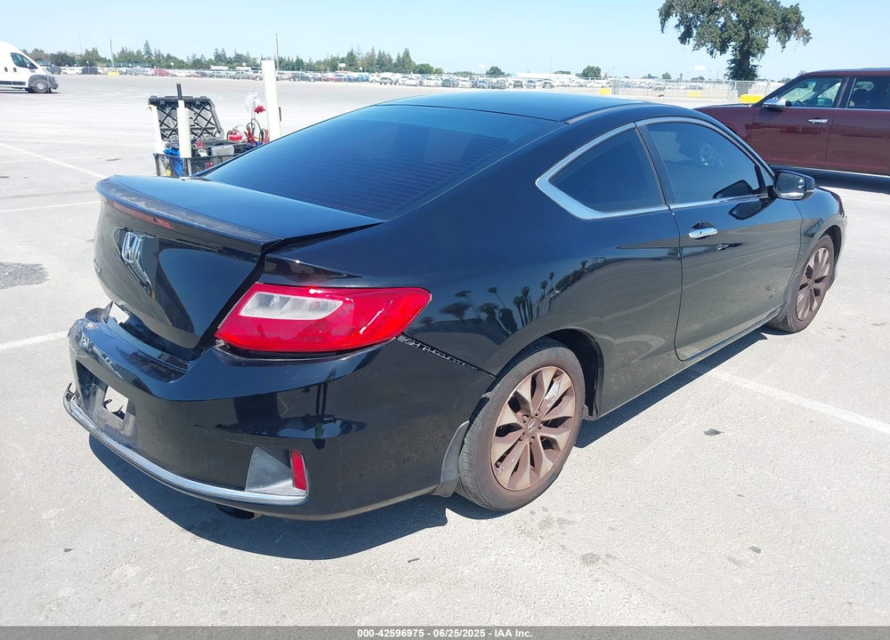 2013 HONDA ACCORD EX VIN: 1HGCT1B79DA024707