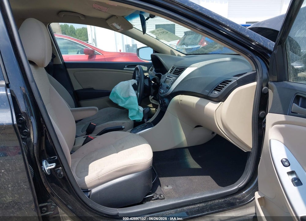 2017 HYUNDAI ACCENT VIN: KMHCT4AE9HU353648