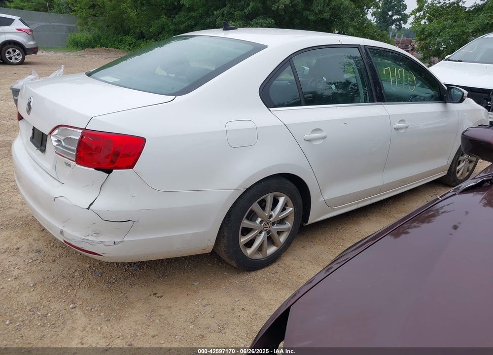 2014 VOLKSWAGEN JETTA VIN: 3VWD17AJ0EM371501