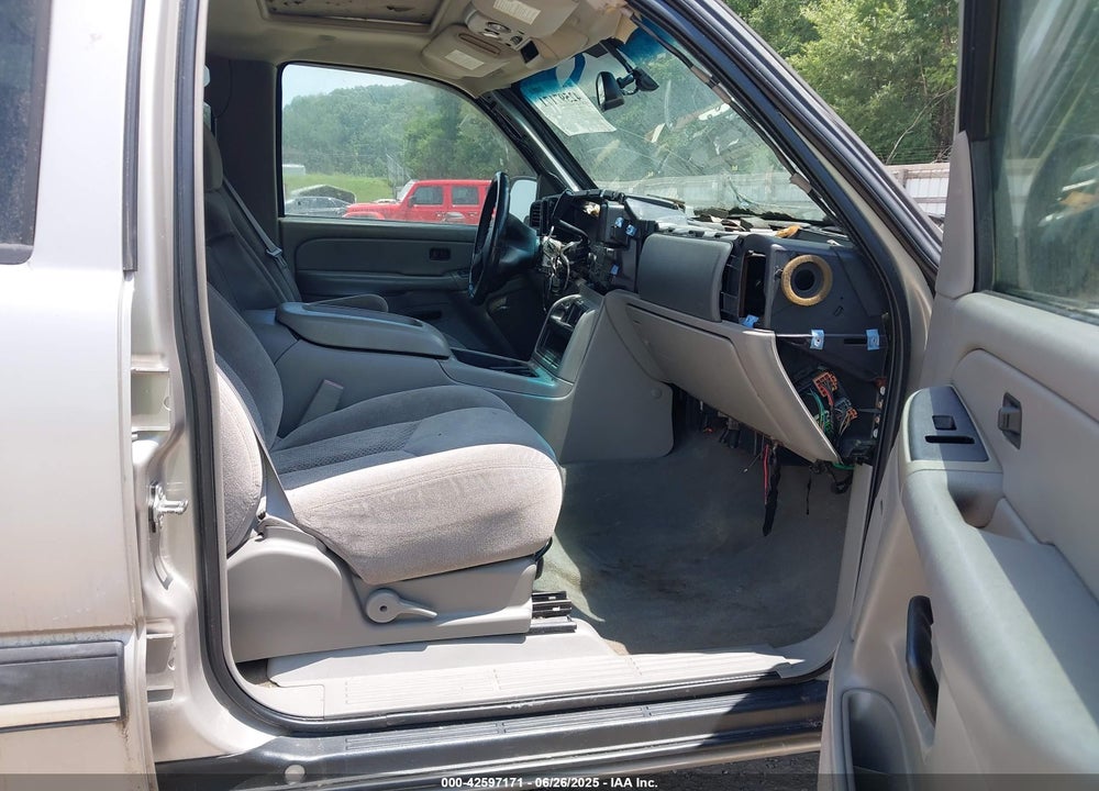 2005 CHEVROLET AVALANCHE 1500 Z66 VIN: 3GNEC12ZX5G274802