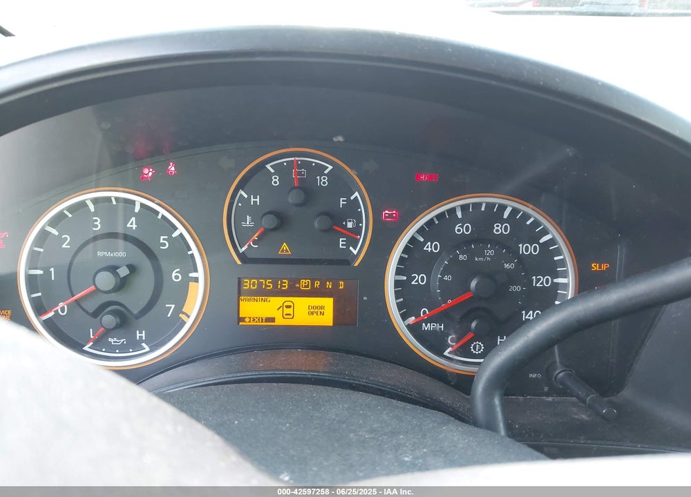 2010 NISSAN TITAN SE VIN: 1N6BA0EK8AN302444