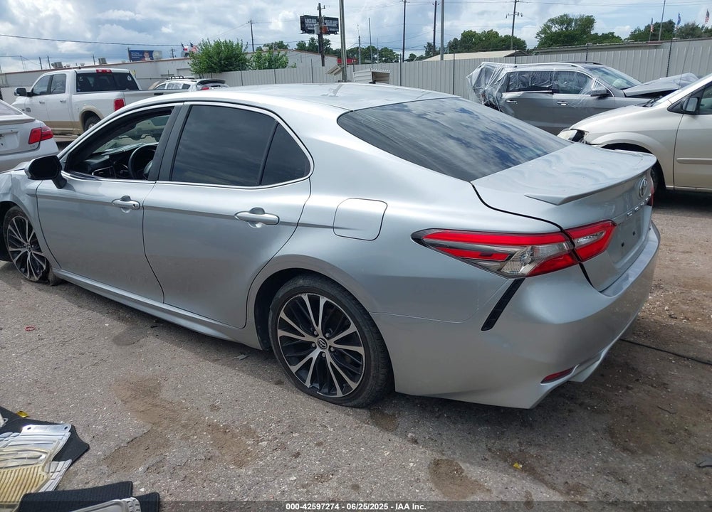 2018 TOYOTA CAMRY VIN: JTNB11HK5J3030575