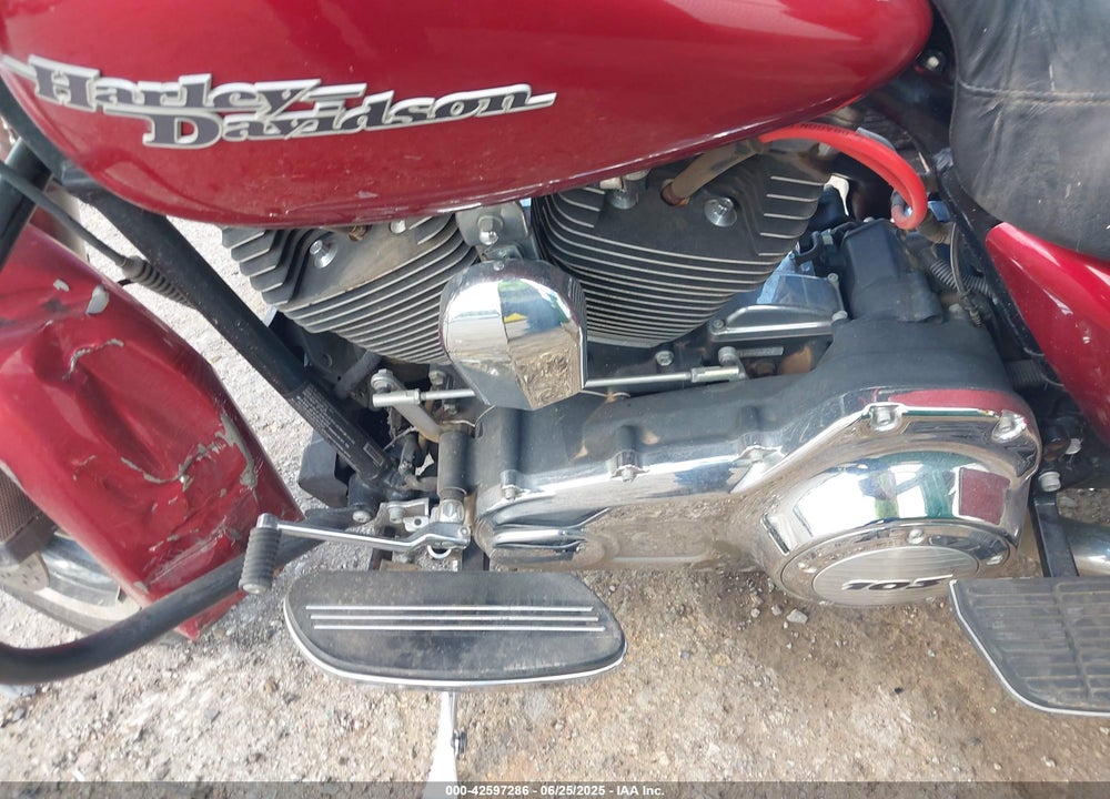 2012 HARLEY-DAVIDSON FLHX VIN: 1HD1KBM18CB630420