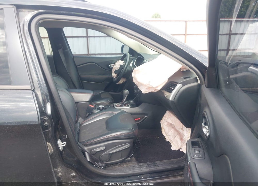 2016 JEEP CHEROKEE VIN: 1C4PJMBS4GW169267