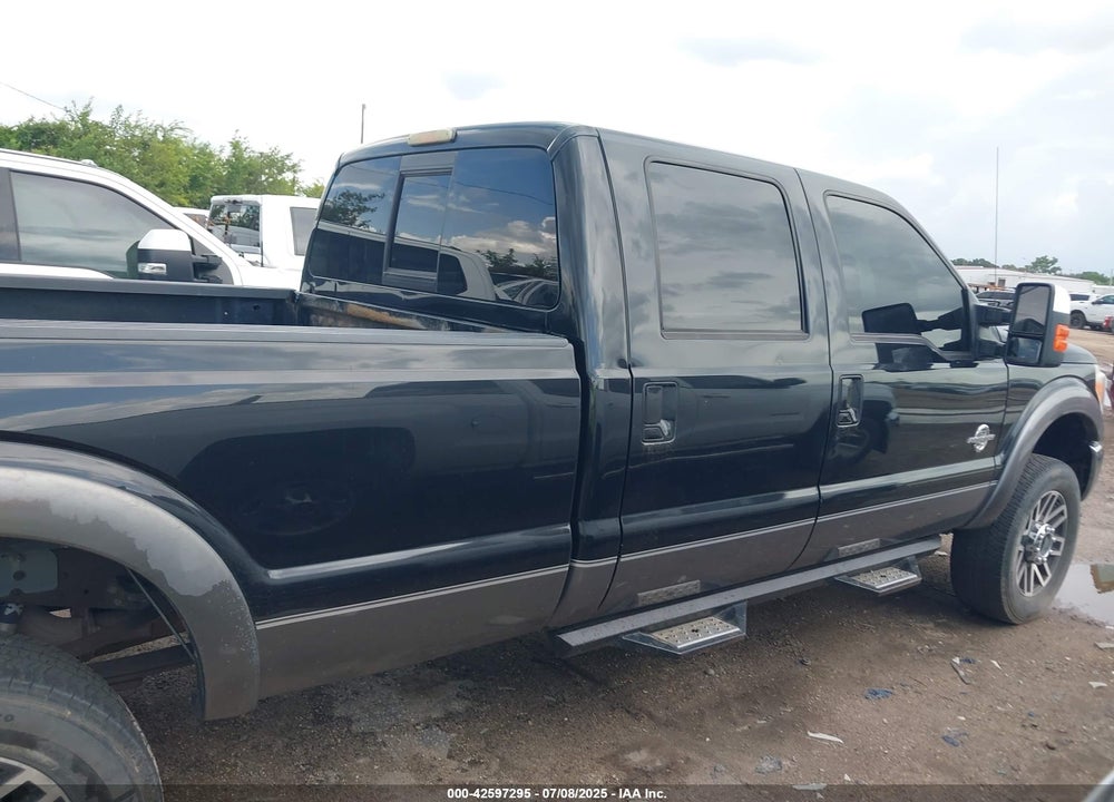 2011 FORD F-350 LARIAT VIN: 1FT8W3BT4BEC10567
