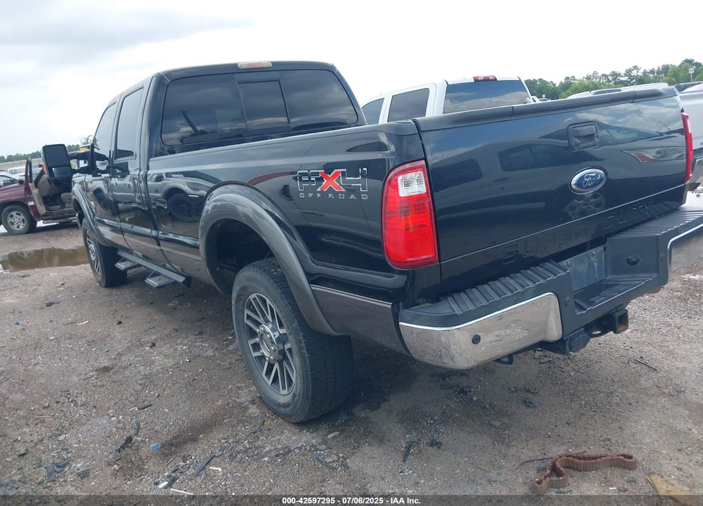 2011 FORD F-350 LARIAT VIN: 1FT8W3BT4BEC10567