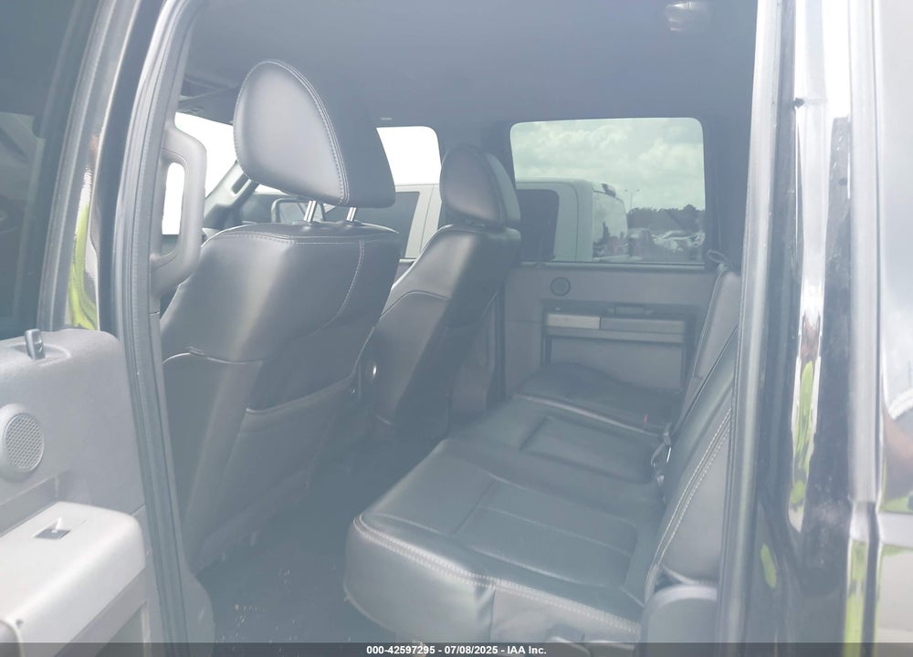 2011 FORD F-350 LARIAT VIN: 1FT8W3BT4BEC10567