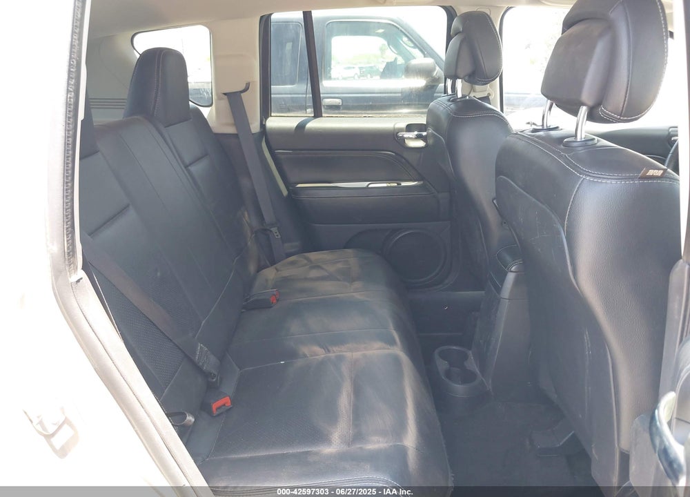 2017 JEEP COMPASS VIN: 1C4NJDEB9HD111929