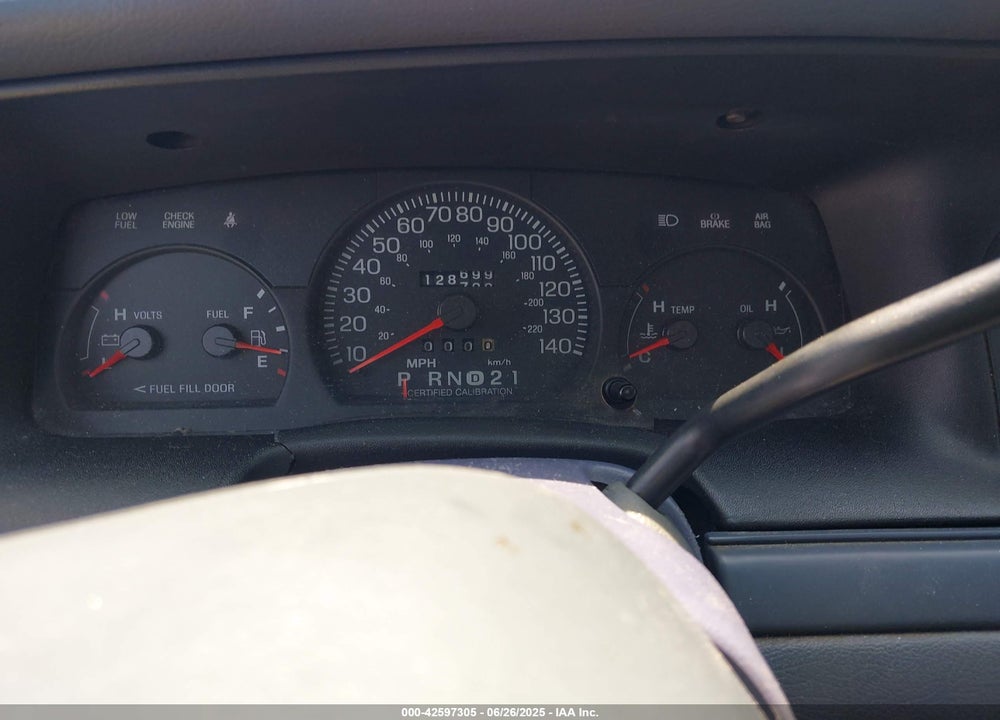 2000 FORD CROWN VICTORIA POLICE INTERCEPTOR VIN: 2FAFP71W9YX208897