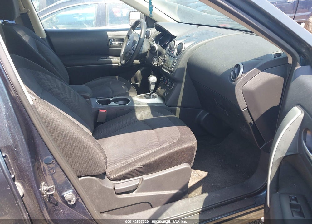 2013 NISSAN ROGUE VIN: JN8AS5MVXDW604129