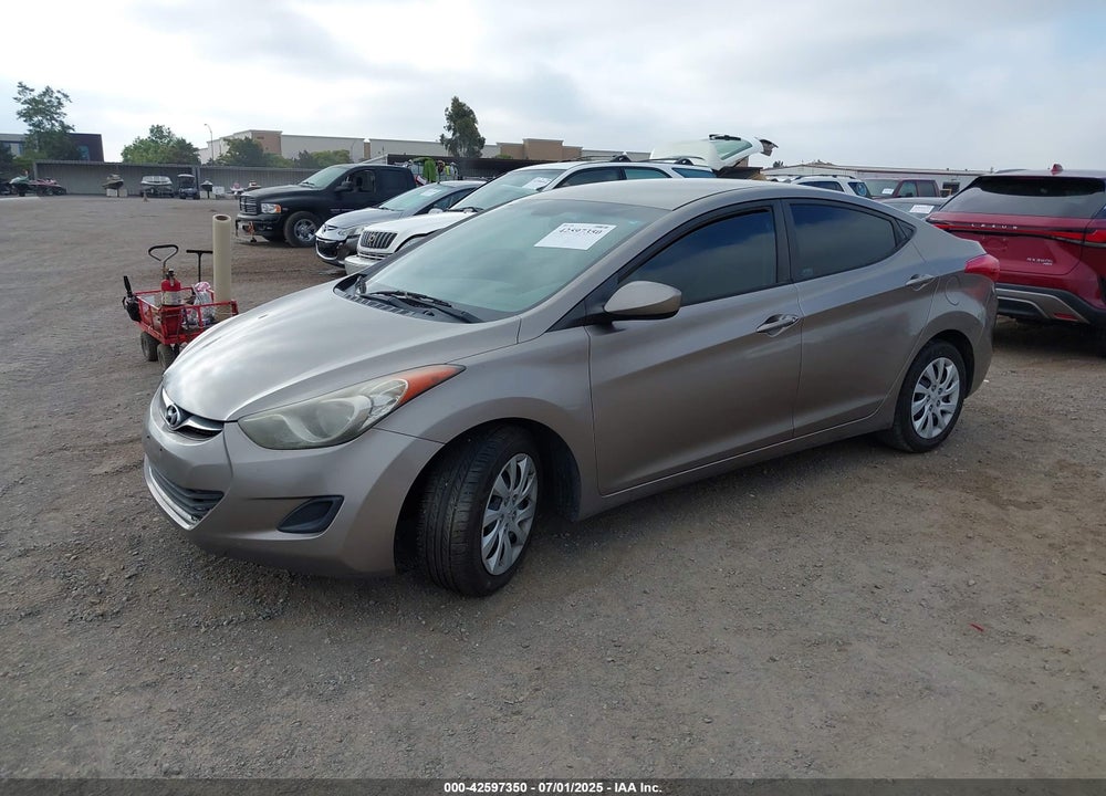 2011 HYUNDAI ELANTRA VIN: 5NPDH4AE8BH060058