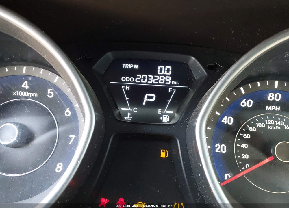 2011 HYUNDAI ELANTRA VIN: 5NPDH4AE8BH060058
