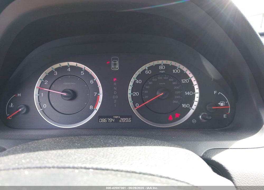 2012 HONDA ACCORD VIN: 1HGCS1B83CA020694