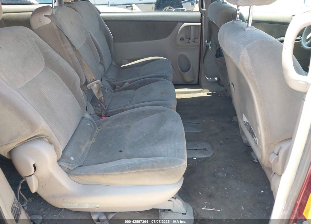 2005 TOYOTA SIENNA LE VIN: 5TDZA23C55S316004