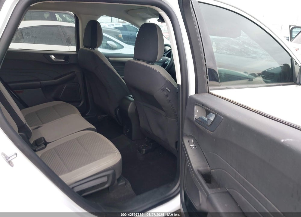 2021 FORD ESCAPE VIN: 1FMCU9G64MUA94118