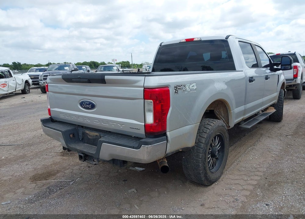 2017 FORD F-250 XL VIN: 1FT7W2B66HEF12242