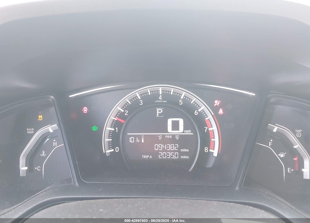 2018 HONDA CIVIC VIN: SHHFK7H28JU404135
