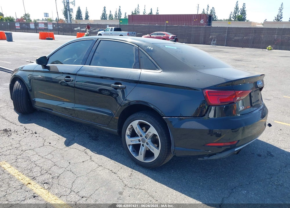 2017 AUDI A3 VIN: WAUAUGFF9H1080723