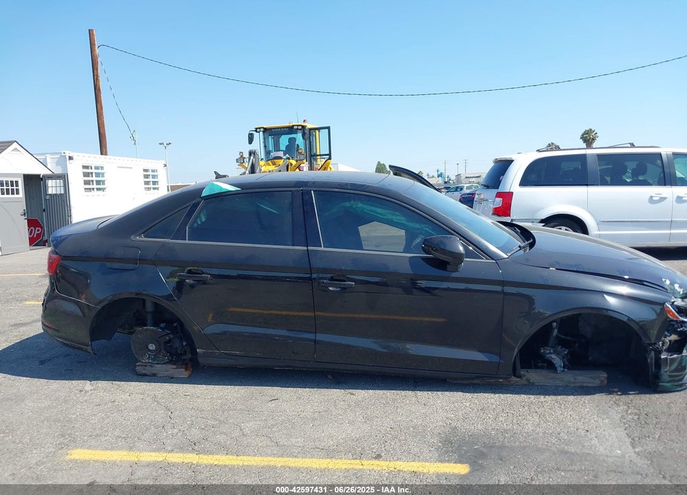 2017 AUDI A3 VIN: WAUAUGFF9H1080723