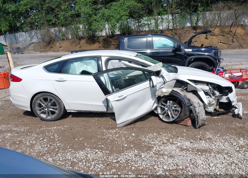 2017 FORD FUSION HYBRID VIN: 3FA6P0LU7HR234710
