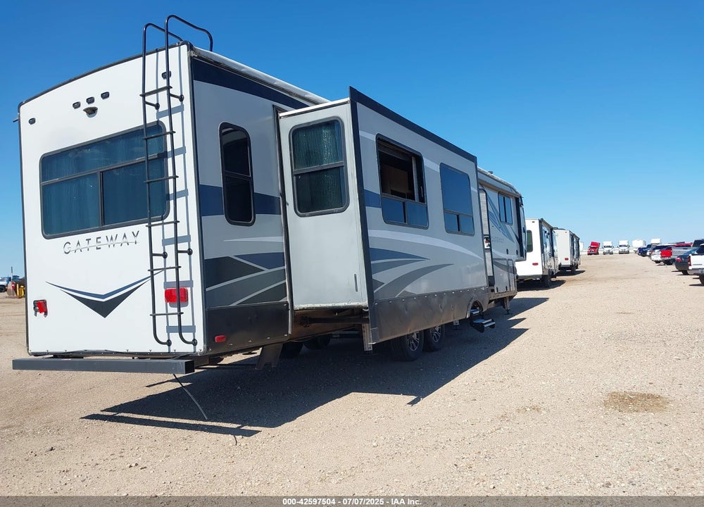 2019 HEARTLAND GATEWAY 5TH WHEEL 44' VIN: 5SFSG4220KE404851