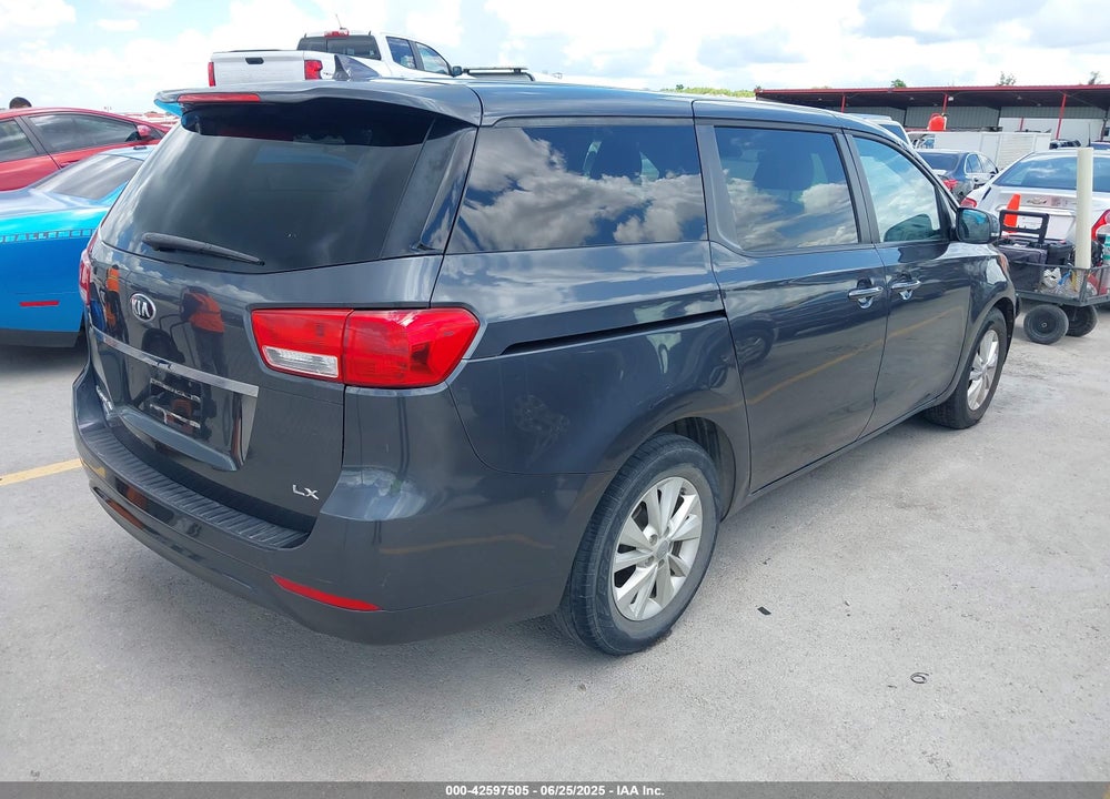 2017 KIA SEDONA LX VIN: KNDMB5C10H6243488