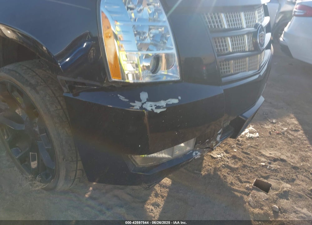 2014 CADILLAC ESCALADE VIN: 1GYS3CEF9ER209720