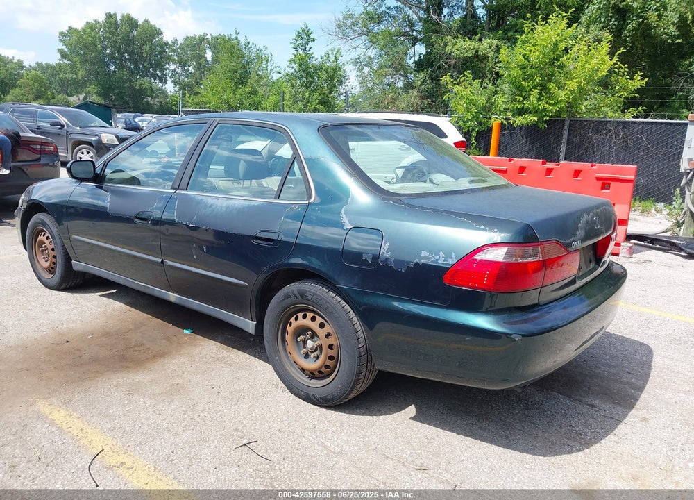 1999 HONDA ACCORD LX V6 VIN: 1HGCG1645XA068728