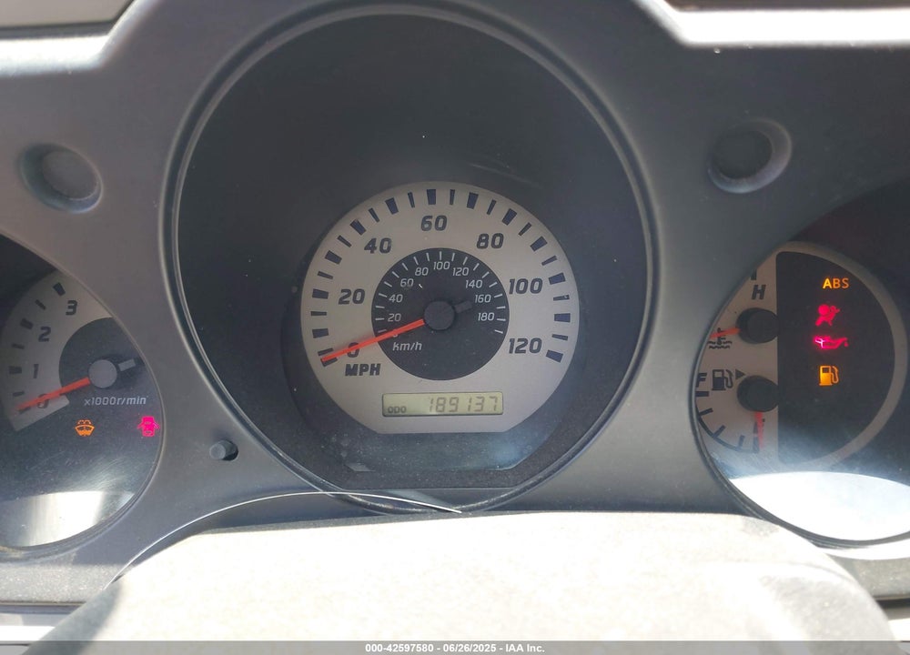 2004 NISSAN XTERRA XE VIN: 5N1ED28T64C638662