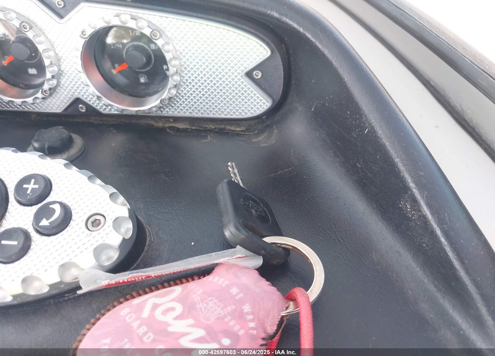 2010 MASTERCRAFT X35 BOAT VIN: MBCDWEU2D010