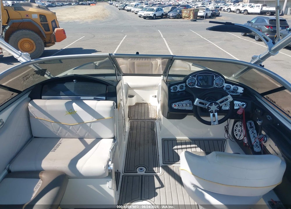 2010 MASTERCRAFT X35 BOAT VIN: MBCDWEU2D010