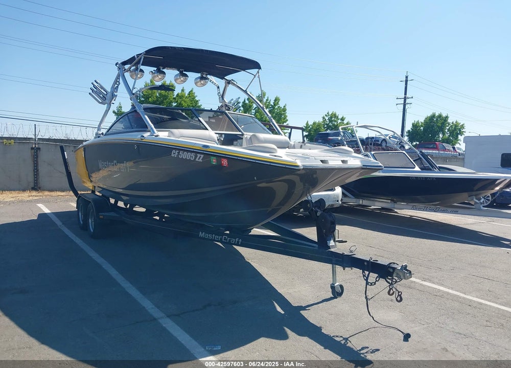 2010 MASTERCRAFT X35 BOAT VIN: MBCDWEU2D010