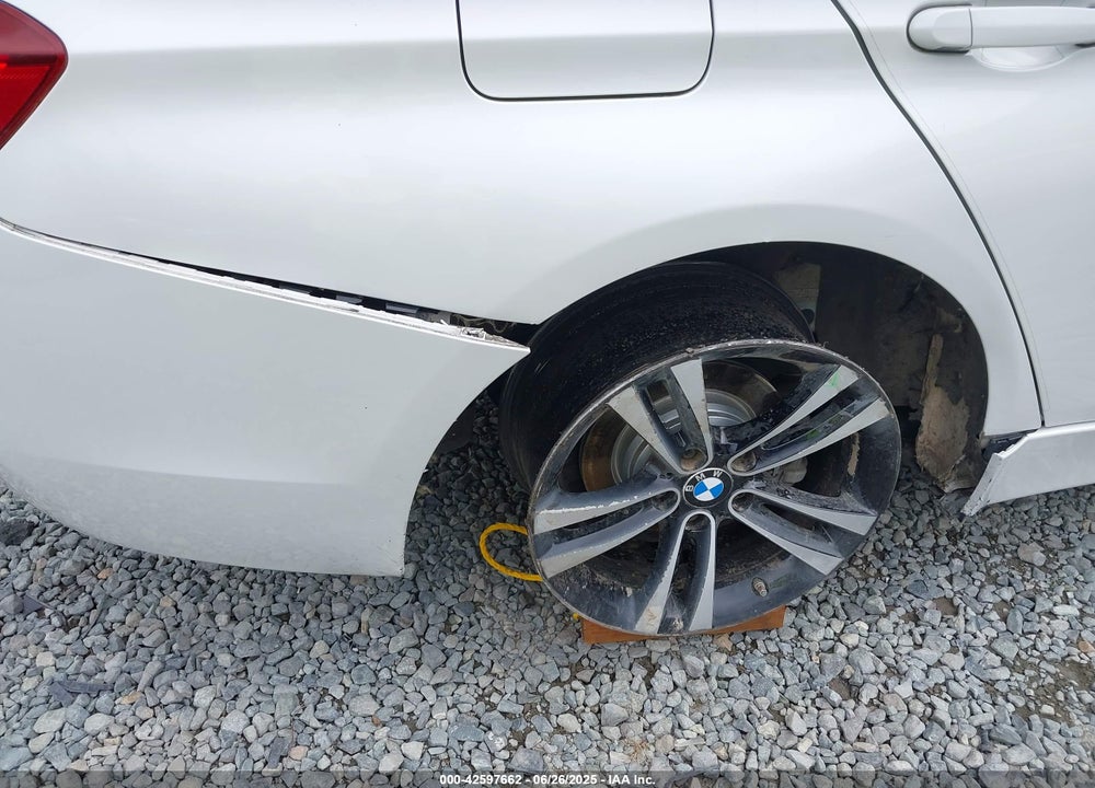 2018 BMW 3 SERIES VIN: WBA8B9C54JEE81089